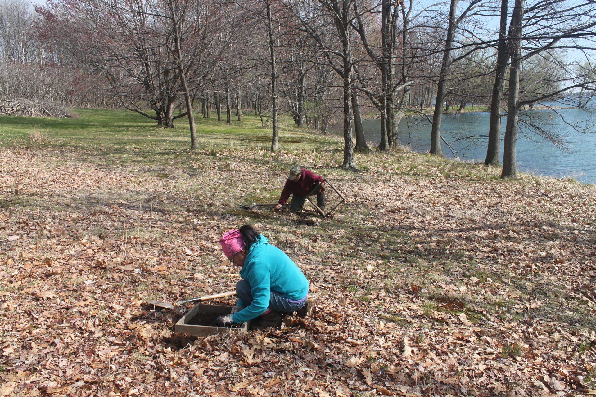Soil flotation and artifact analysis in the laboratory